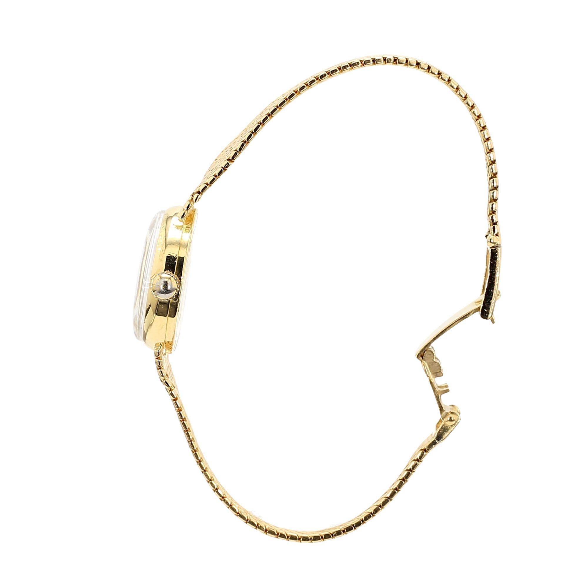 Donna Gübelin Orologio da donna con bracciale a maglie con quadrante in oro 18 carati in vendita