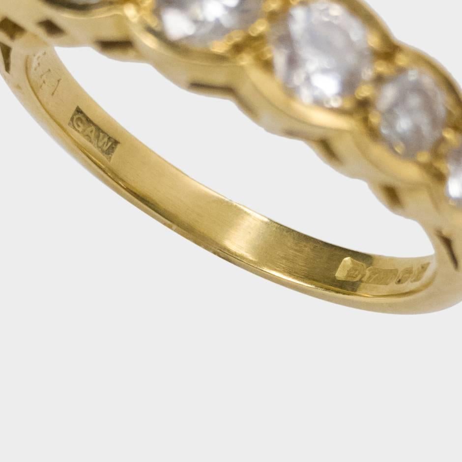 0.94 Carat Diamond Gold Half Eternity Ring London In Excellent Condition In Montreal, QC