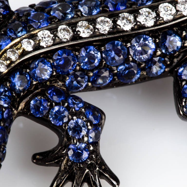 Contemporary Sapphire Diamond Gold Lizard Pin Brooch