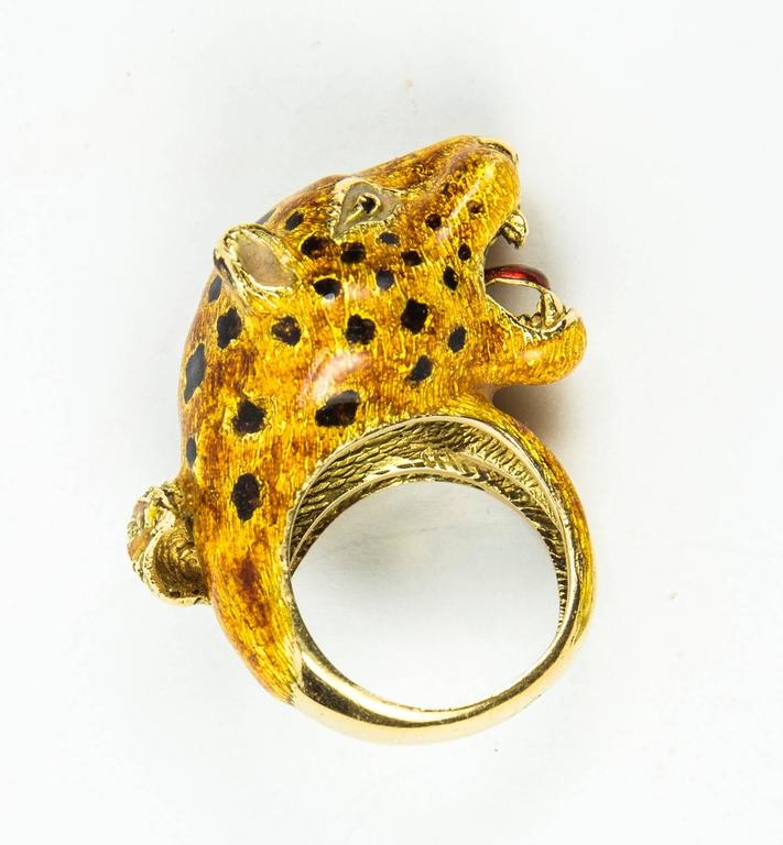 Enamel Gold Leopard Ring For Sale at 1stdibs