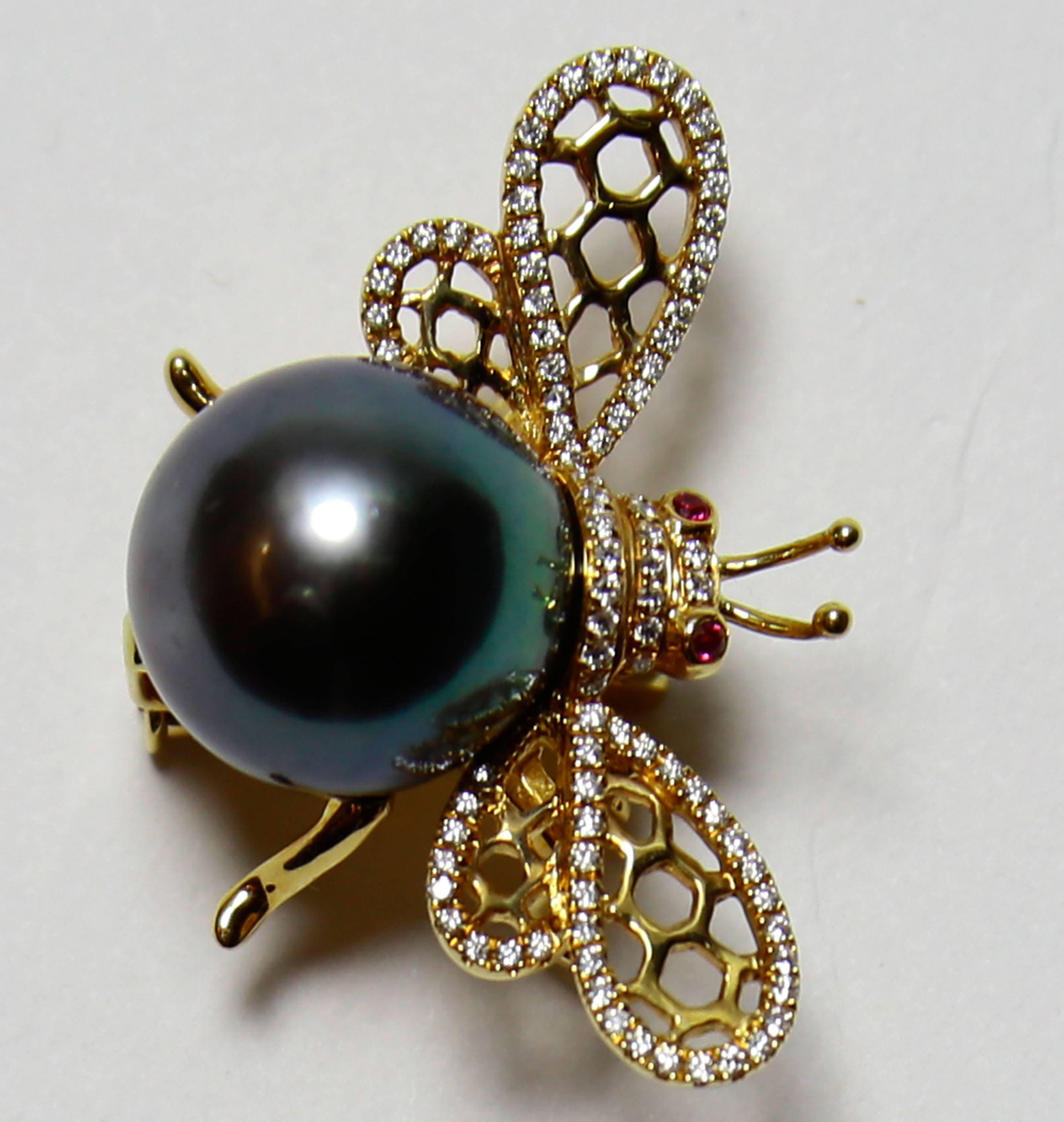 Modern Black Tahitian South Sea Pearl Diamond Ruby Gold Bumble Bee Statement Brooch Pin