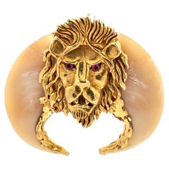 Vintage Gold Lion's Head Ruby Eyes Claw Pendant Necklace Fine Estate Jewelry