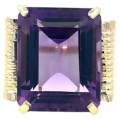 Vintage Retro 18 Carat Emerald-Cut Amethyst Gold Side Scroll Solitaire Ring