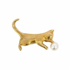Vintage Iconic TIFFANY & CO Gold Cat with Pearl Brooch Pin Fine Estate Jewelry