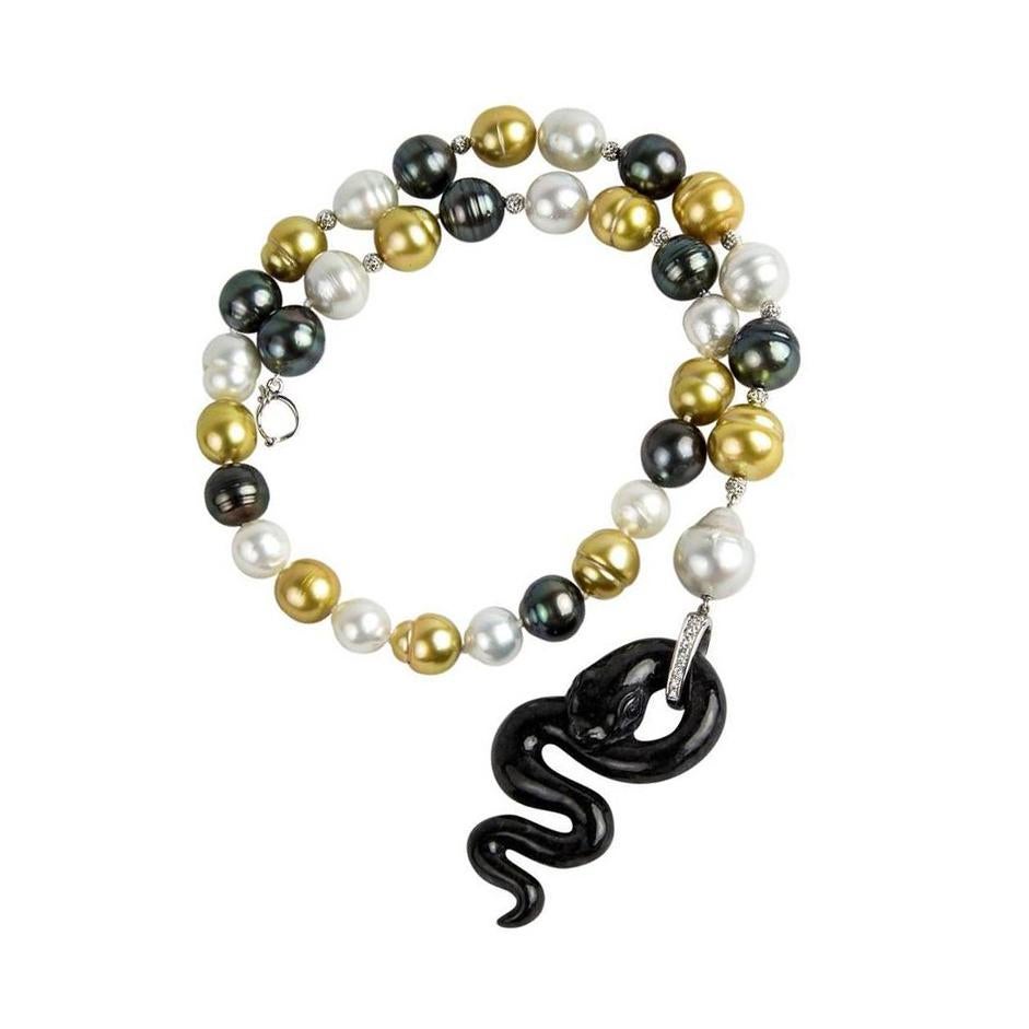 Schwarze Schlangenhalskette aus schwarzer Jade, Perle und Diamant in Gold, Nachlass-Schmuck (Brillantschliff) im Angebot