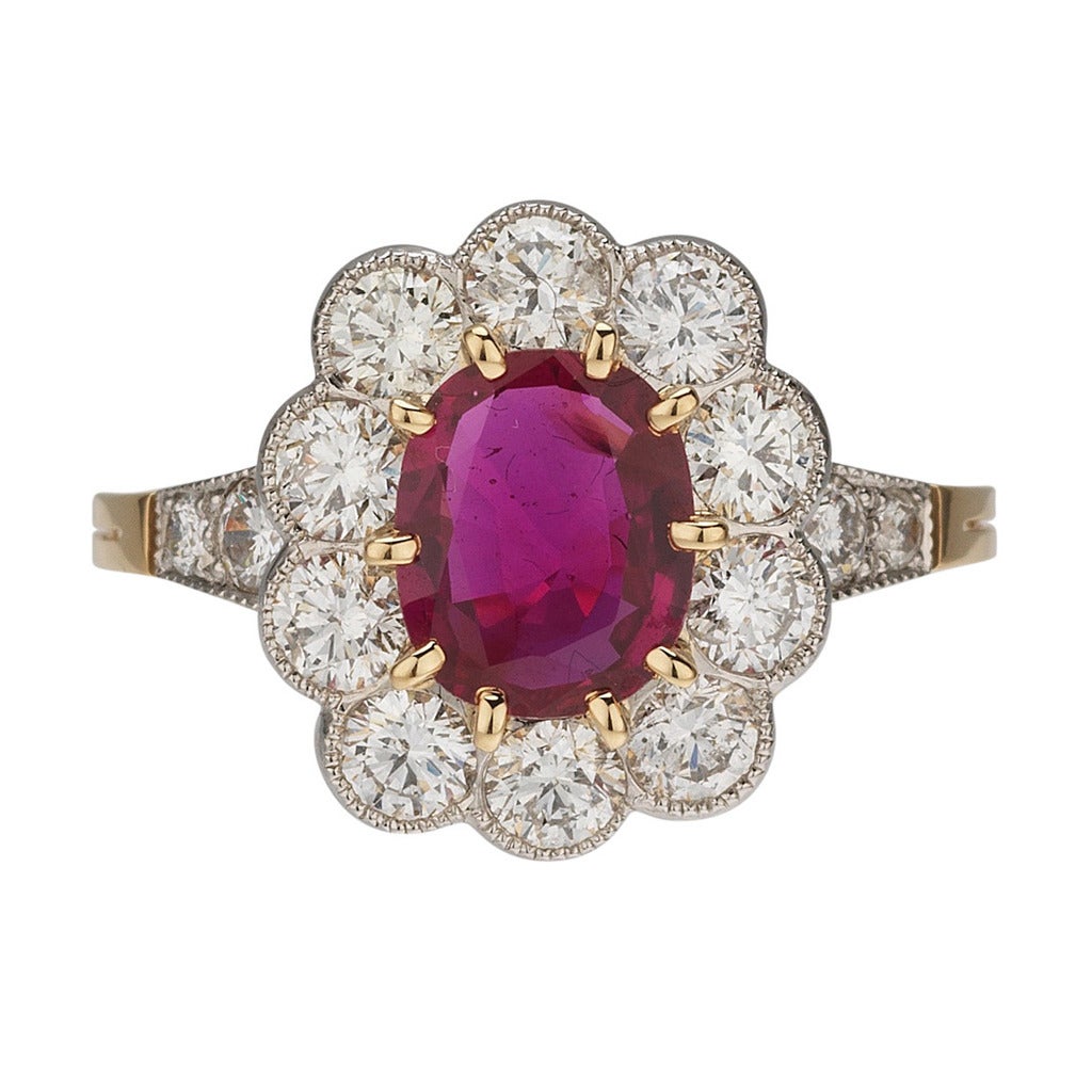French Ruby Diamond Gold Cluster Ring For Sale at 1stDibs