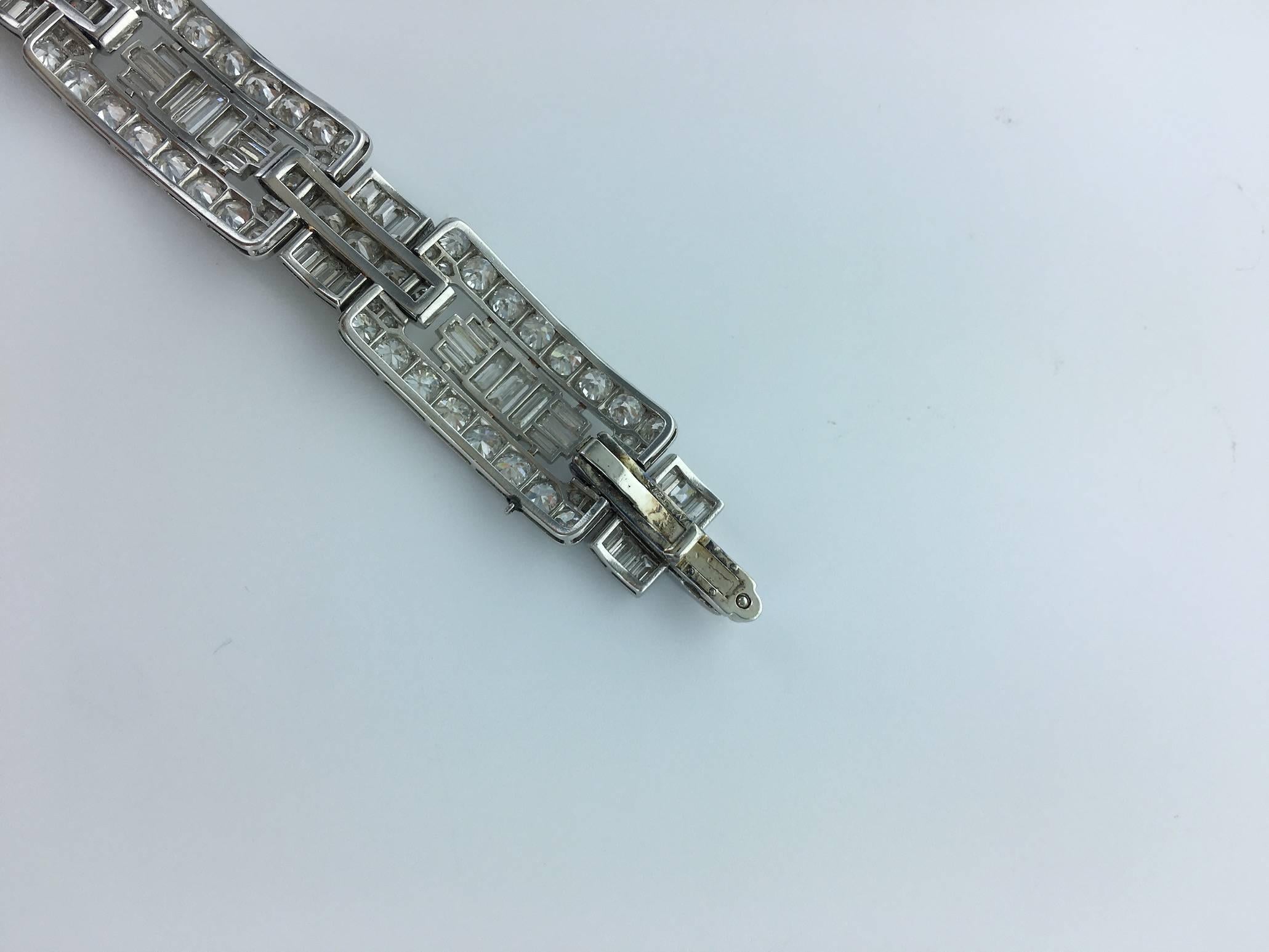 Baguette Cut 1930s Art Deco Diamond Platinum Bracelet