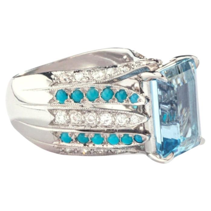 Mouvement esthétique Bague en platine avec aigue-marine de 9,75 carats, diamants et turquoise en vente