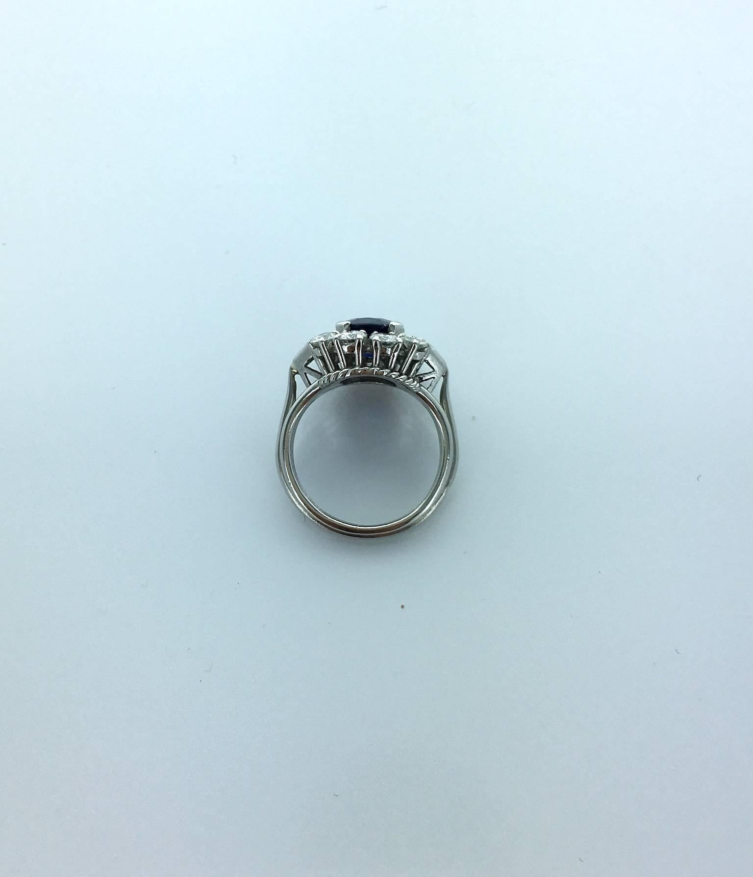 Women's 1940s French Sapphire Diamond Platinum Ring