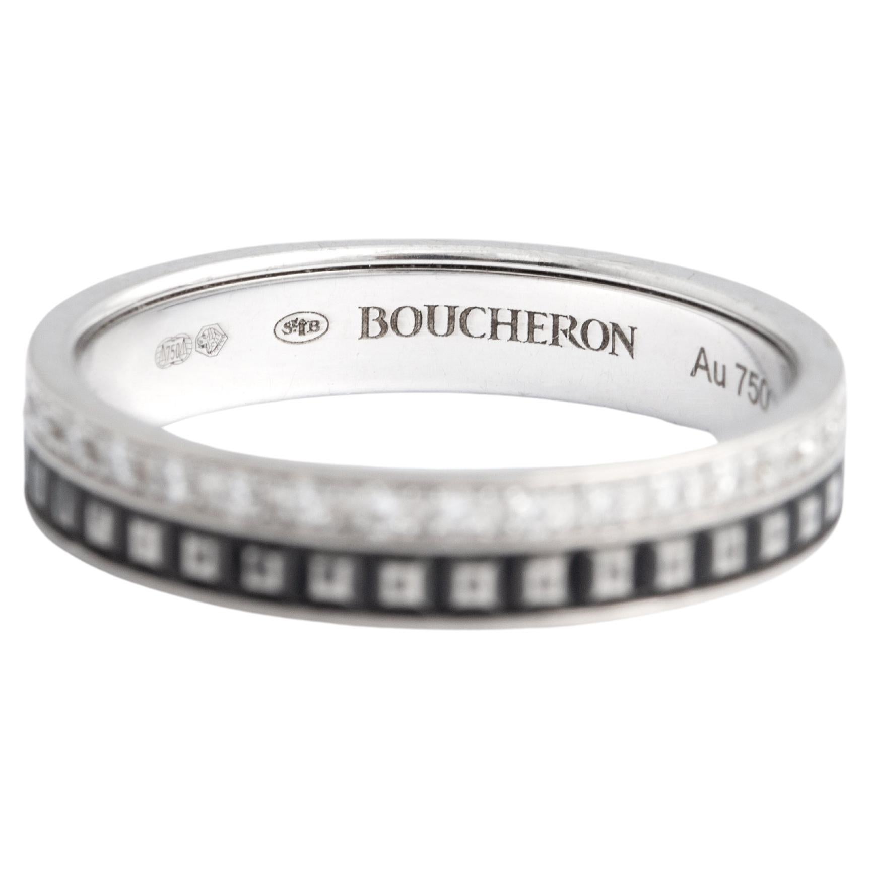 Boucheron, bague d'alliance en or blanc 18 carats et diamants en forme de quatre, édition noire en vente