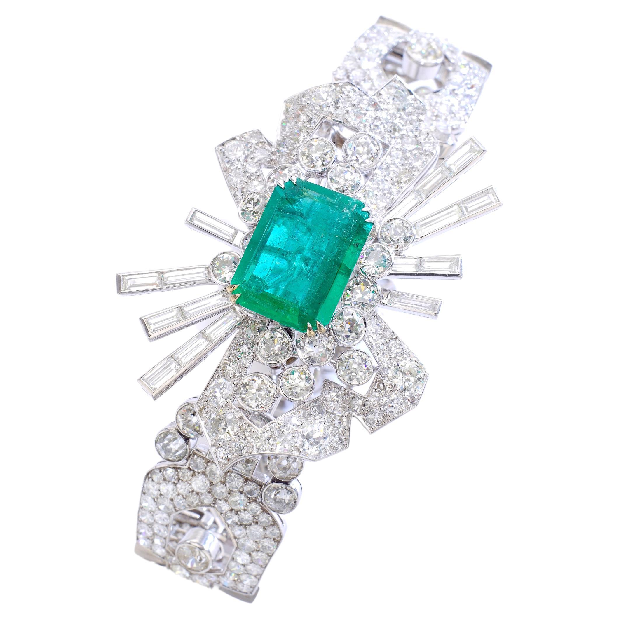 9.50 carat Emerald Diamond Platinum Bracelet convertible Brooch 1940S For Sale