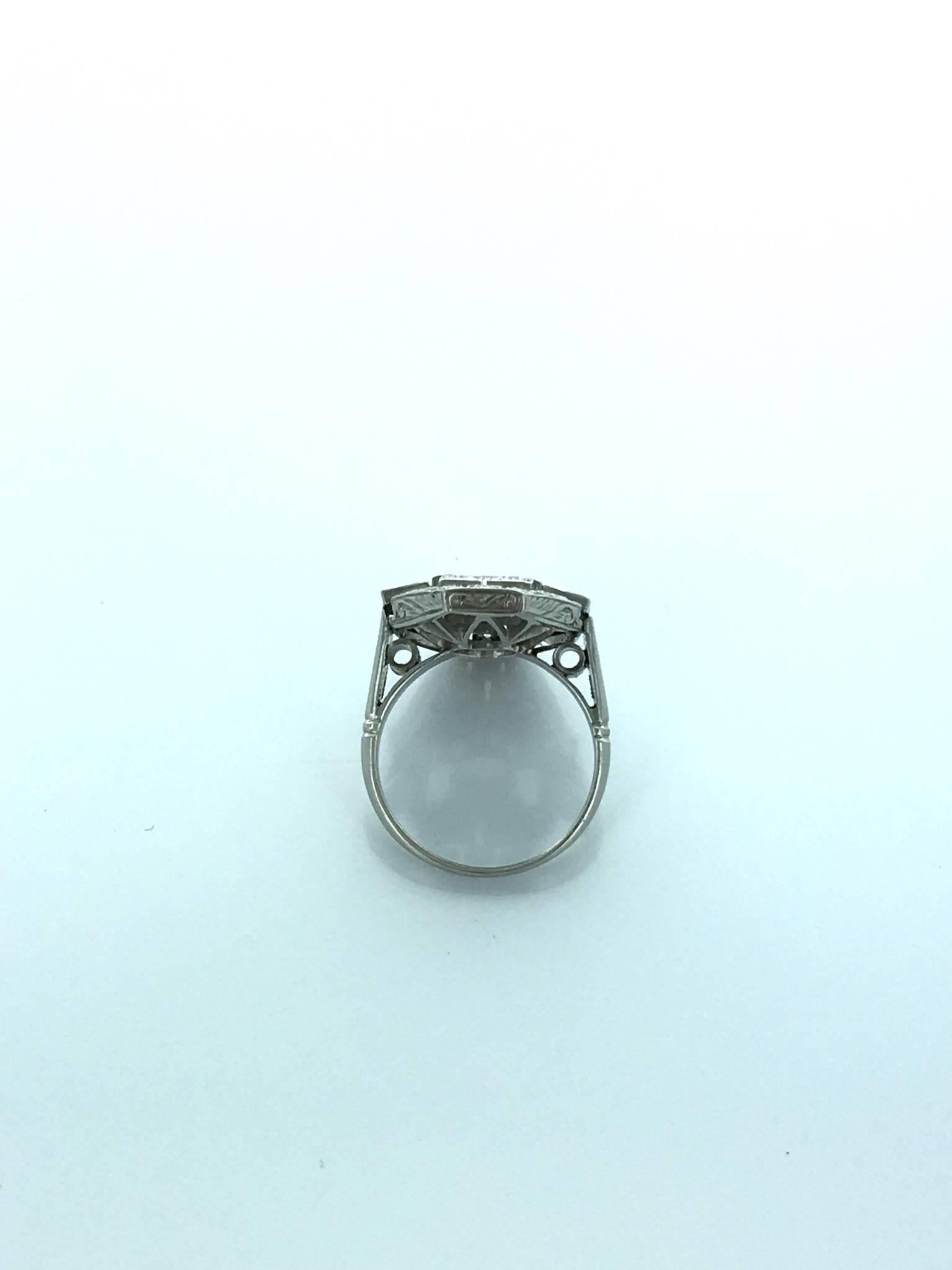 Women's Art Deco Diamond Platinum Ring