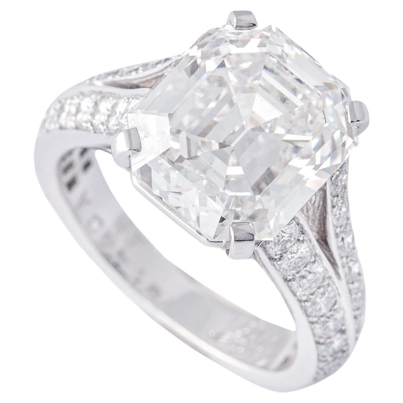 Cartier Platinring, Diamant 5,33 Karat Smaragdschliff F Farbe VVS1 Reinheit Platin  im Angebot