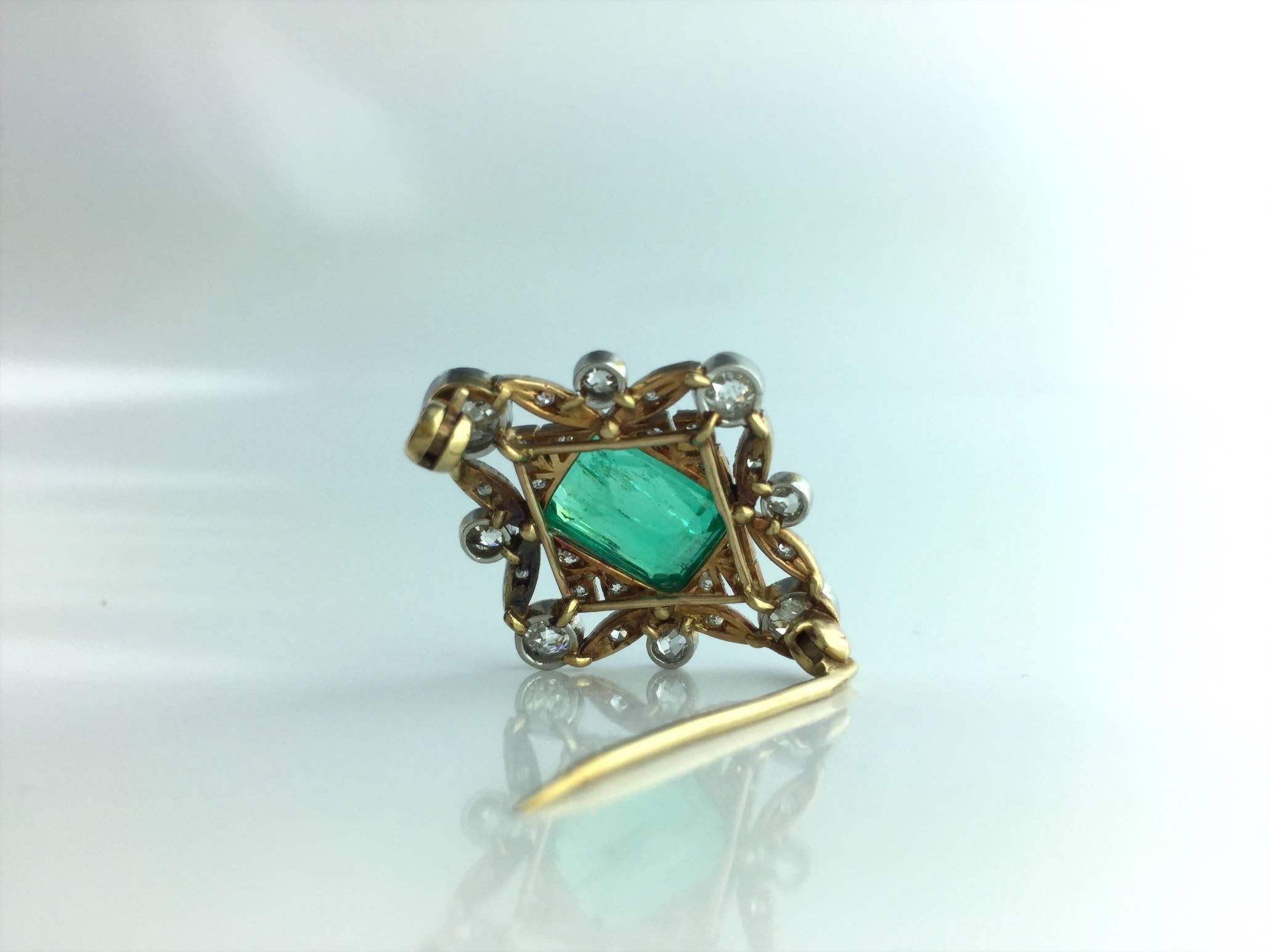Art Deco 1930S Emerald Diamond Platinum Brooch