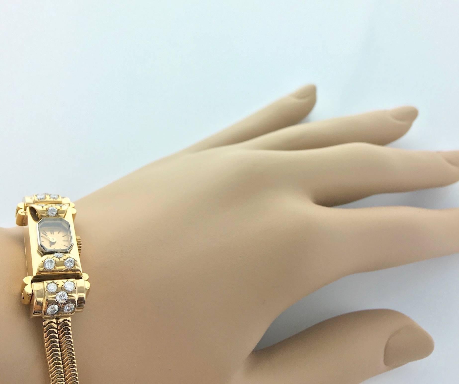 Retro Ladies Yellow Gold Diamond Wristwatch, 1940s