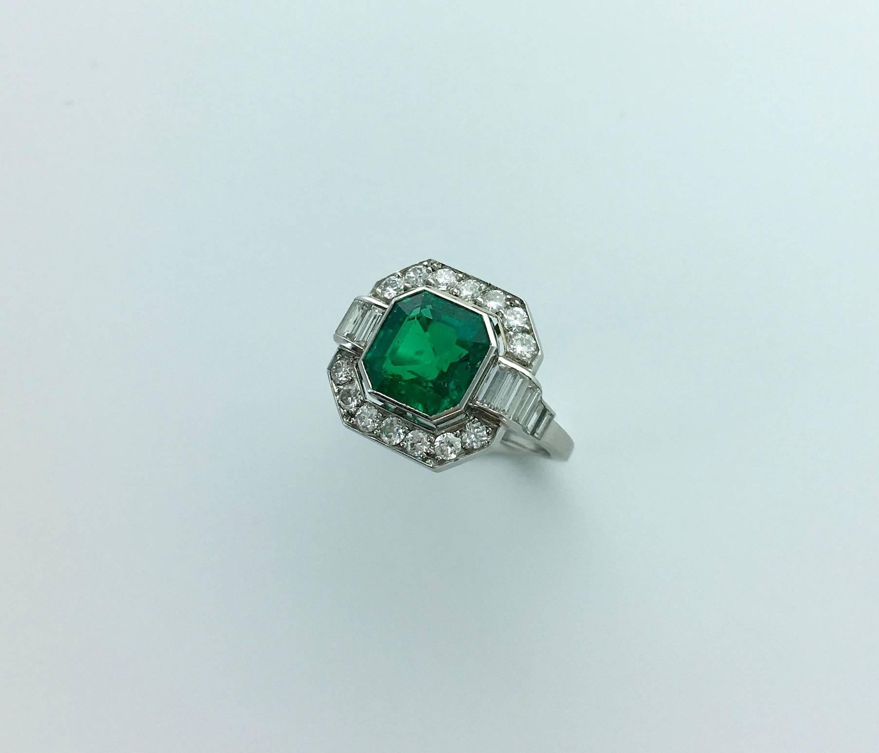 Exceptional Colombian Emerald of this quality and color are almost unfindable nowadays.
This Diamond and Platinum Art Deco Ring is centered by this incredible Emerald weighting approximately 4.10 carats.
The result is Stunning!
Circa 1930.

The