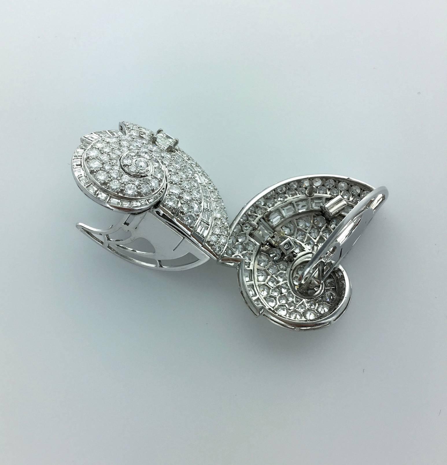 French Art Deco Diamond and Platinum Double Clip Brooch 1