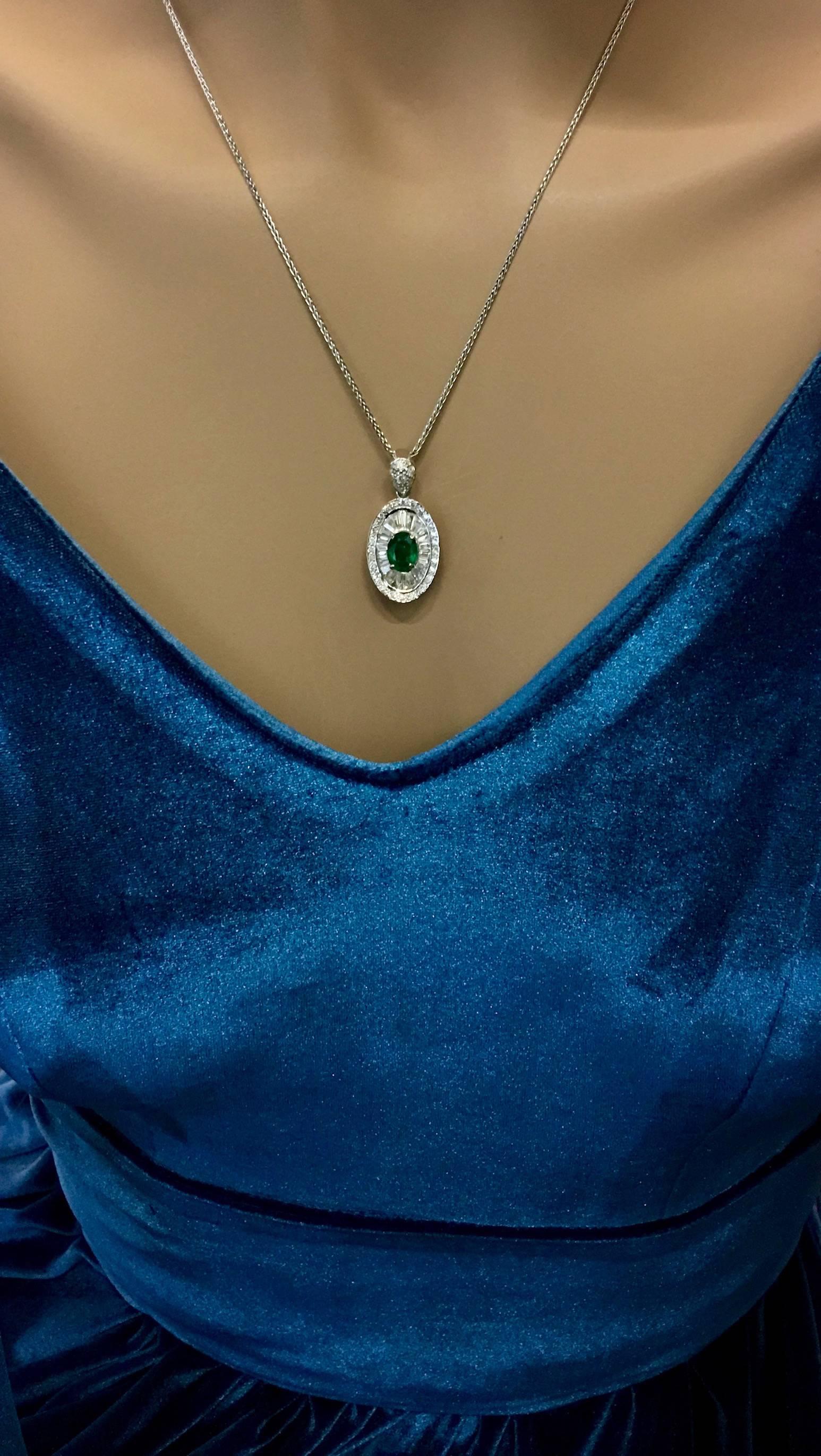 Women's Emerald Diamond Pendant Necklace