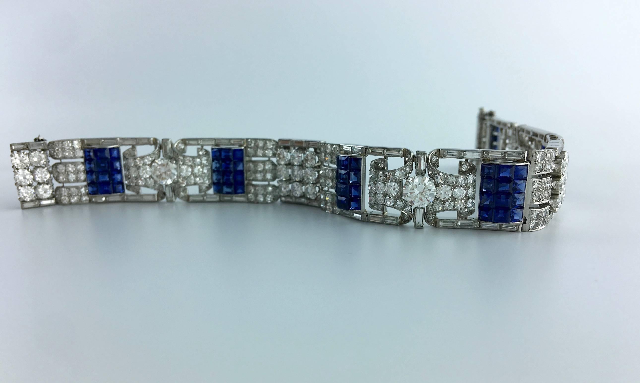 1930s Art Deco Sapphire Diamond Platinum Bracelet In Excellent Condition In Geneva, CH