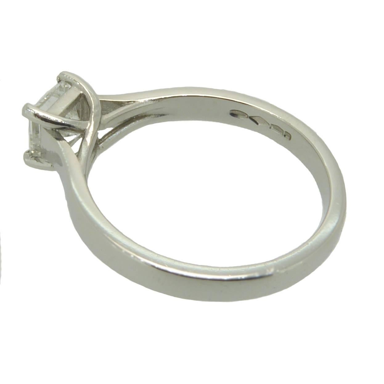 GIA Certified Diamond Solitaire Ring, 0.71 Carat, Platinum In Excellent Condition In Yorkshire, West Yorkshire