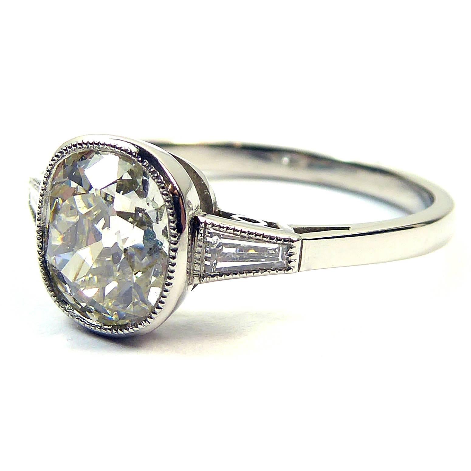 Women's Vintage Old-Cut Diamond Solitaire Ring, 1.60 Carat, in Platinum Setting