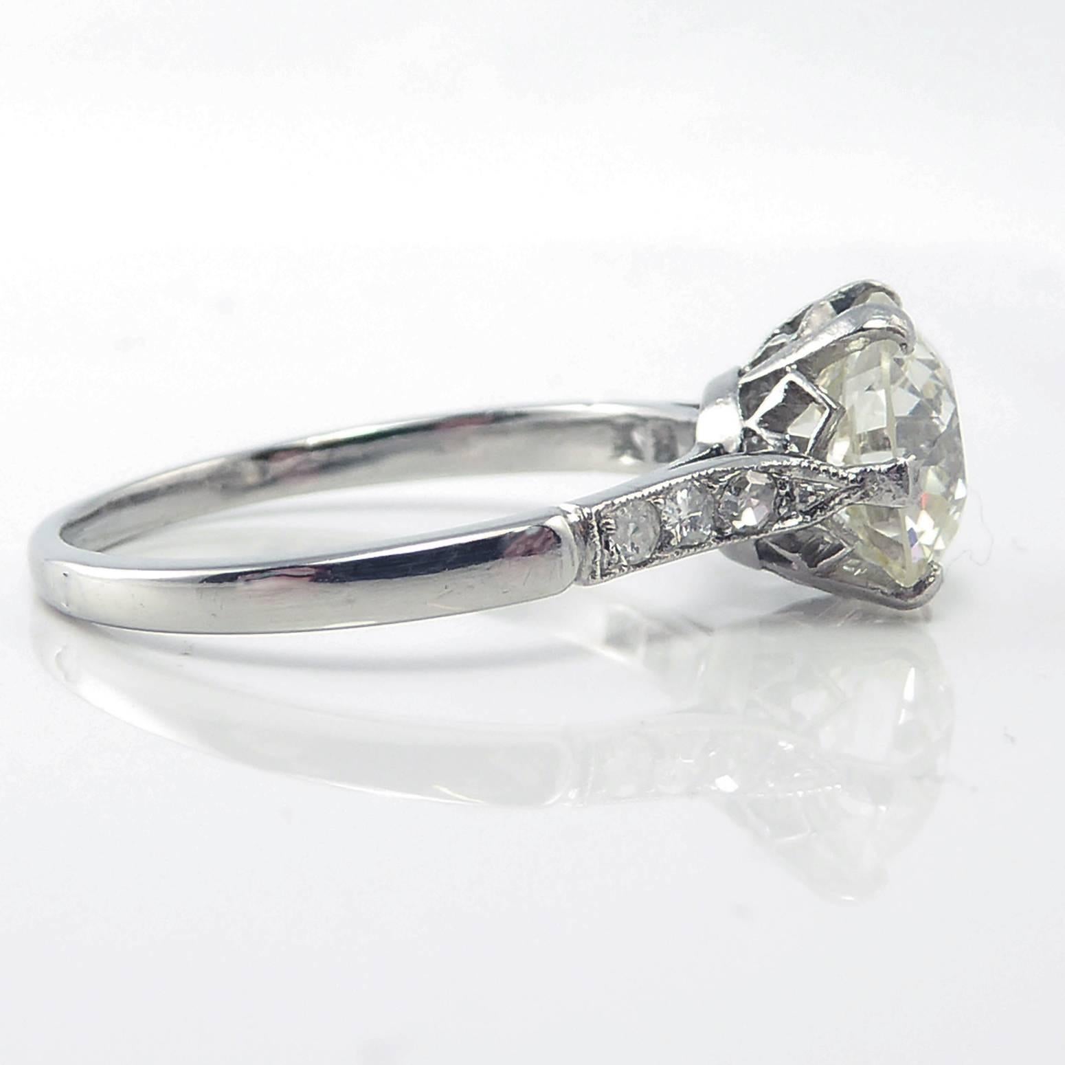 Vintage Engagement Ring, Old European Cut Diamond, 1.86 Carat In Excellent Condition In Yorkshire, West Yorkshire