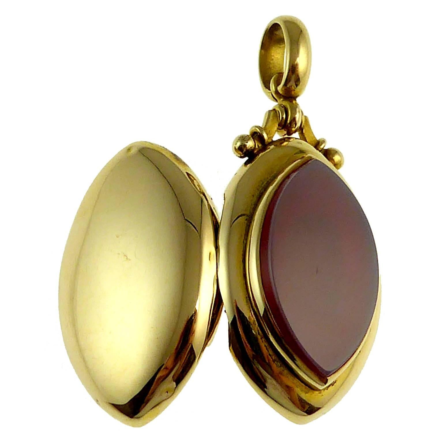Women's Victorian 18 Carat Gold and Carnelian Picture Locket