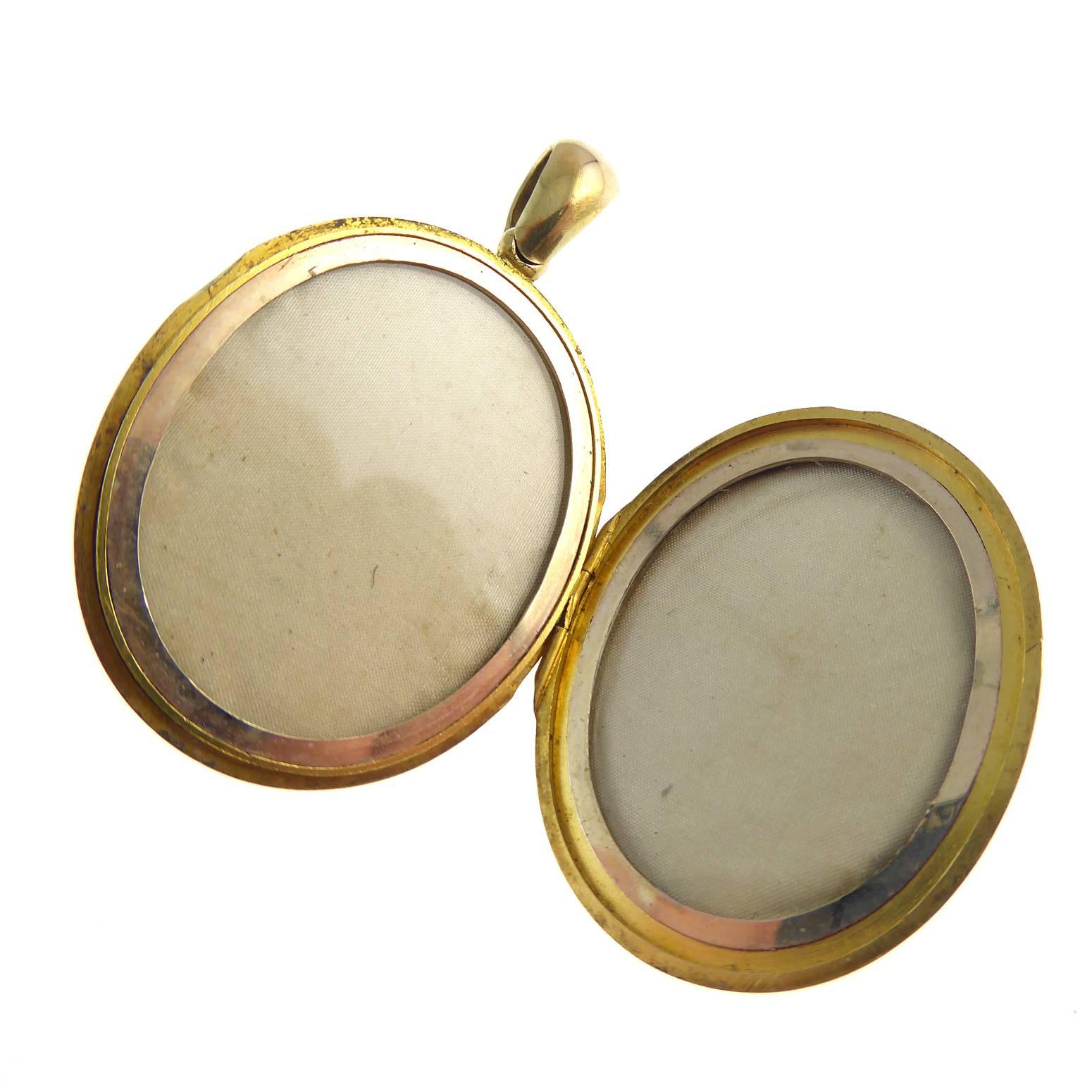 Victorian Antique Gold Locket with Engraved Front