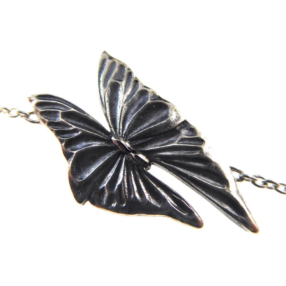 guess butterfly necklace
