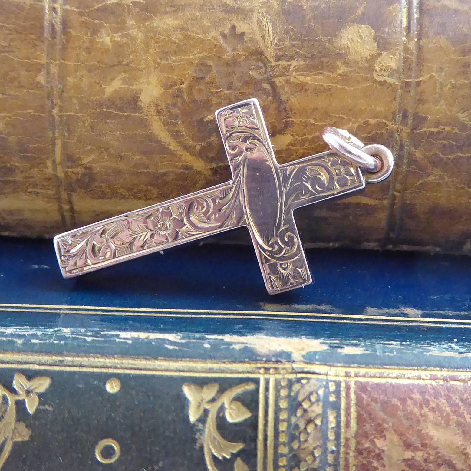 Edwardian Antique Cross, Hand Engraved, 9 Carat Gold, Birmingham, 1901 1