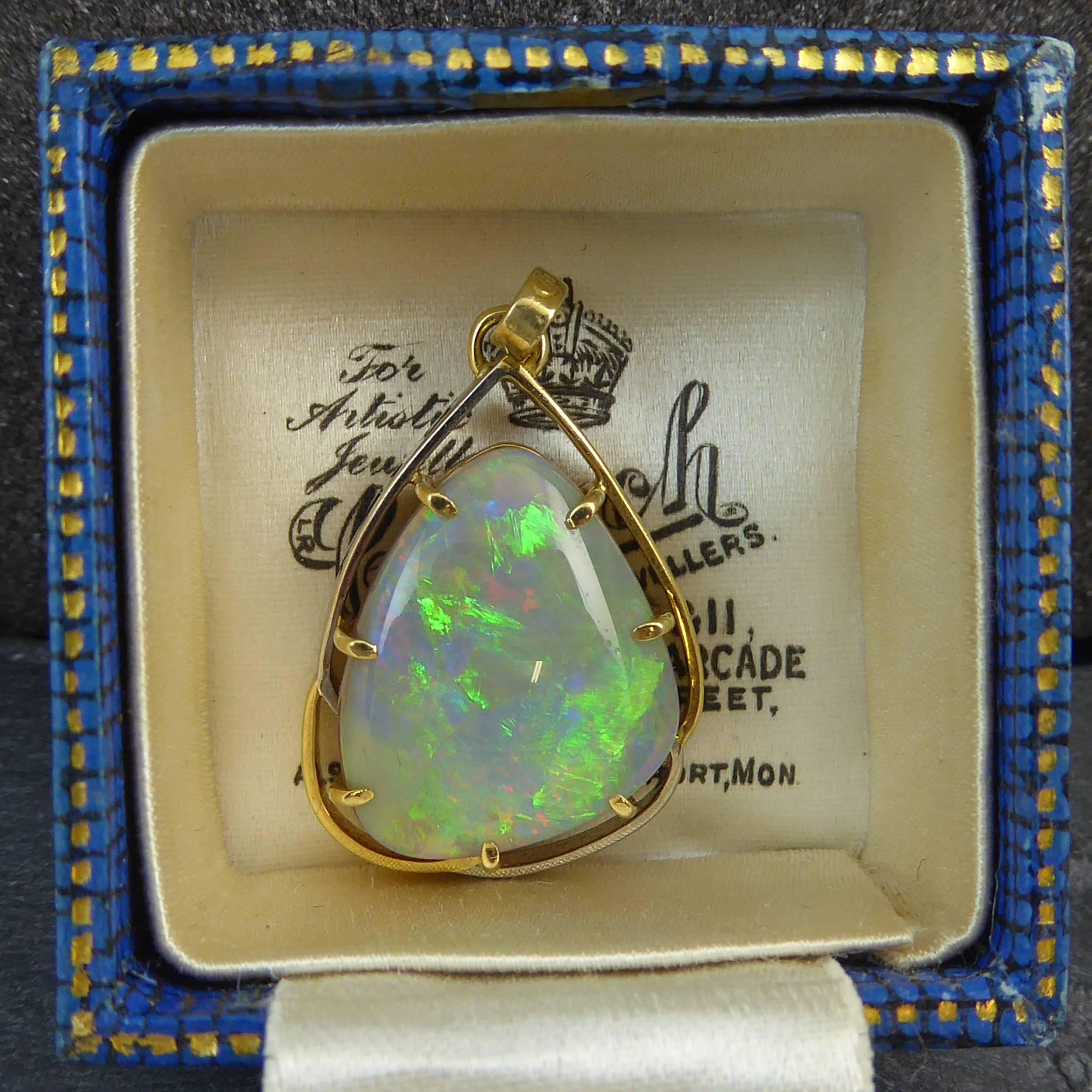 Vintage 4.0 Carat Opal Pendant, circa 1980s 2