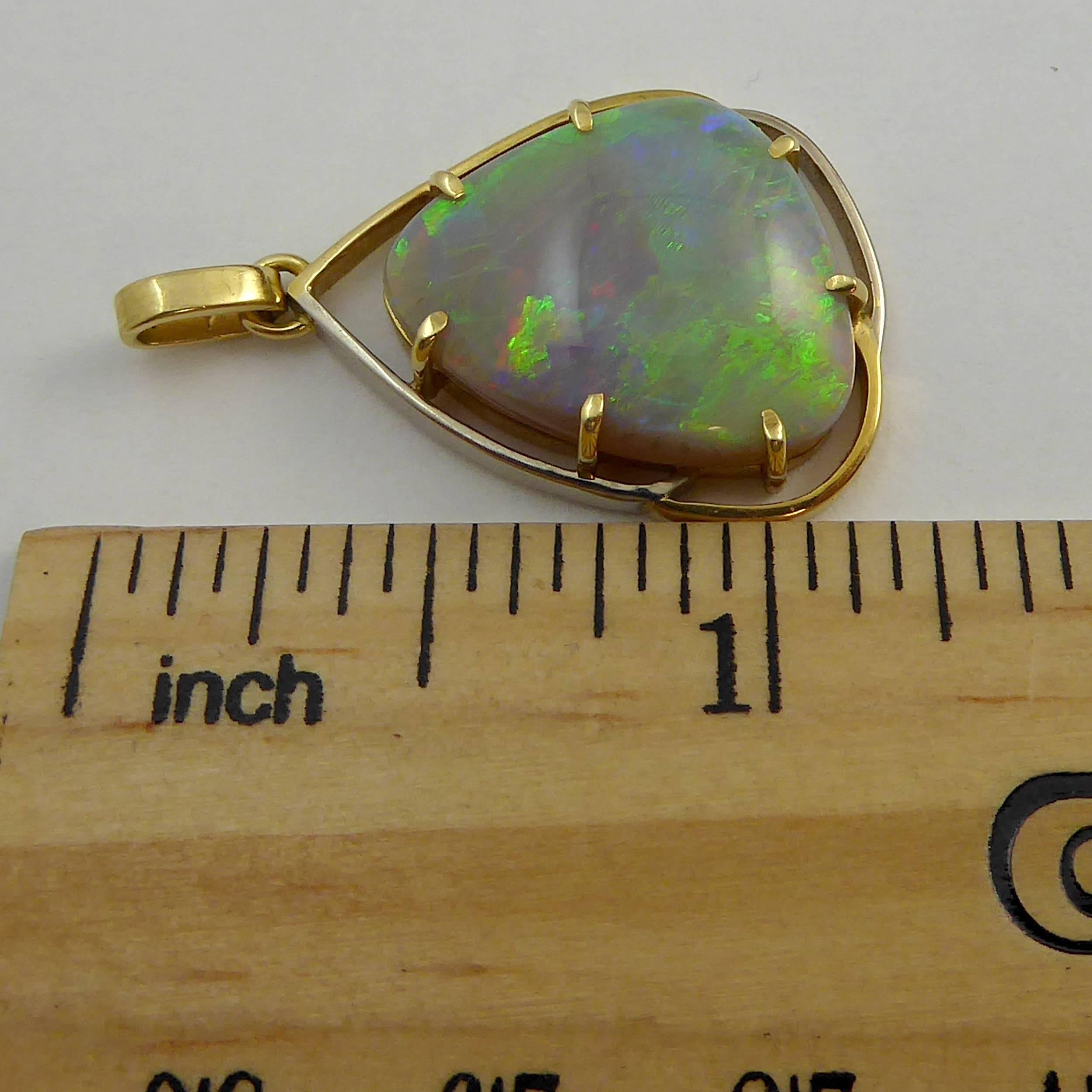 Women's Vintage 4.0 Carat Opal Pendant, circa 1980s