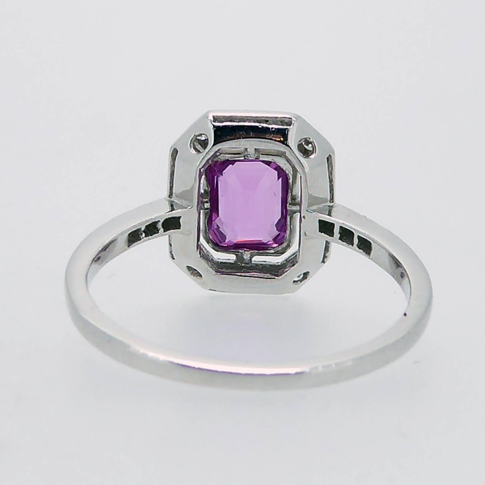 1.05 Carat Pink Sapphire and Diamond Vintage Cluster Ring, 18 Carat White Gold 1
