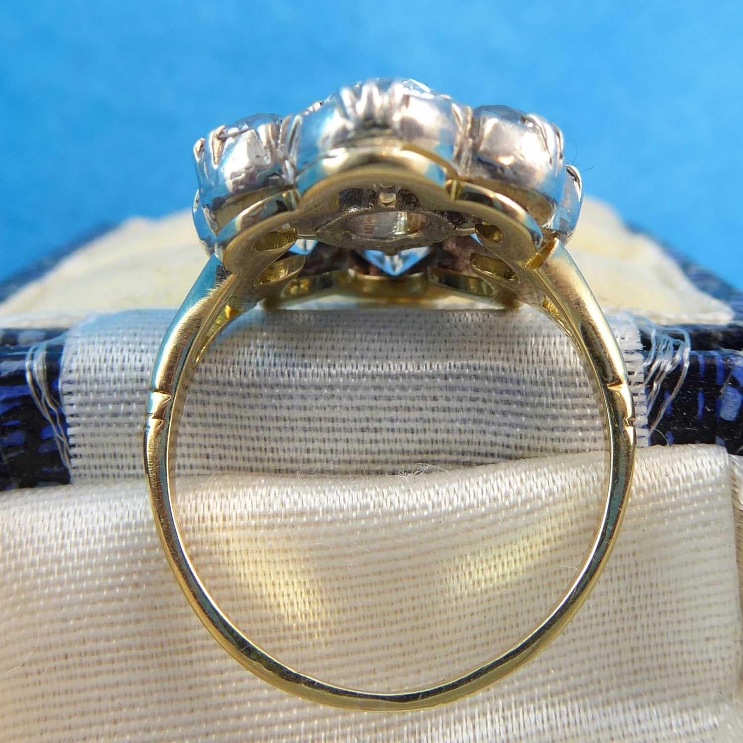 Victorian 4.17 Carat Diamond Ring, Old European Cut Oval Cluster, circa 1880s 2