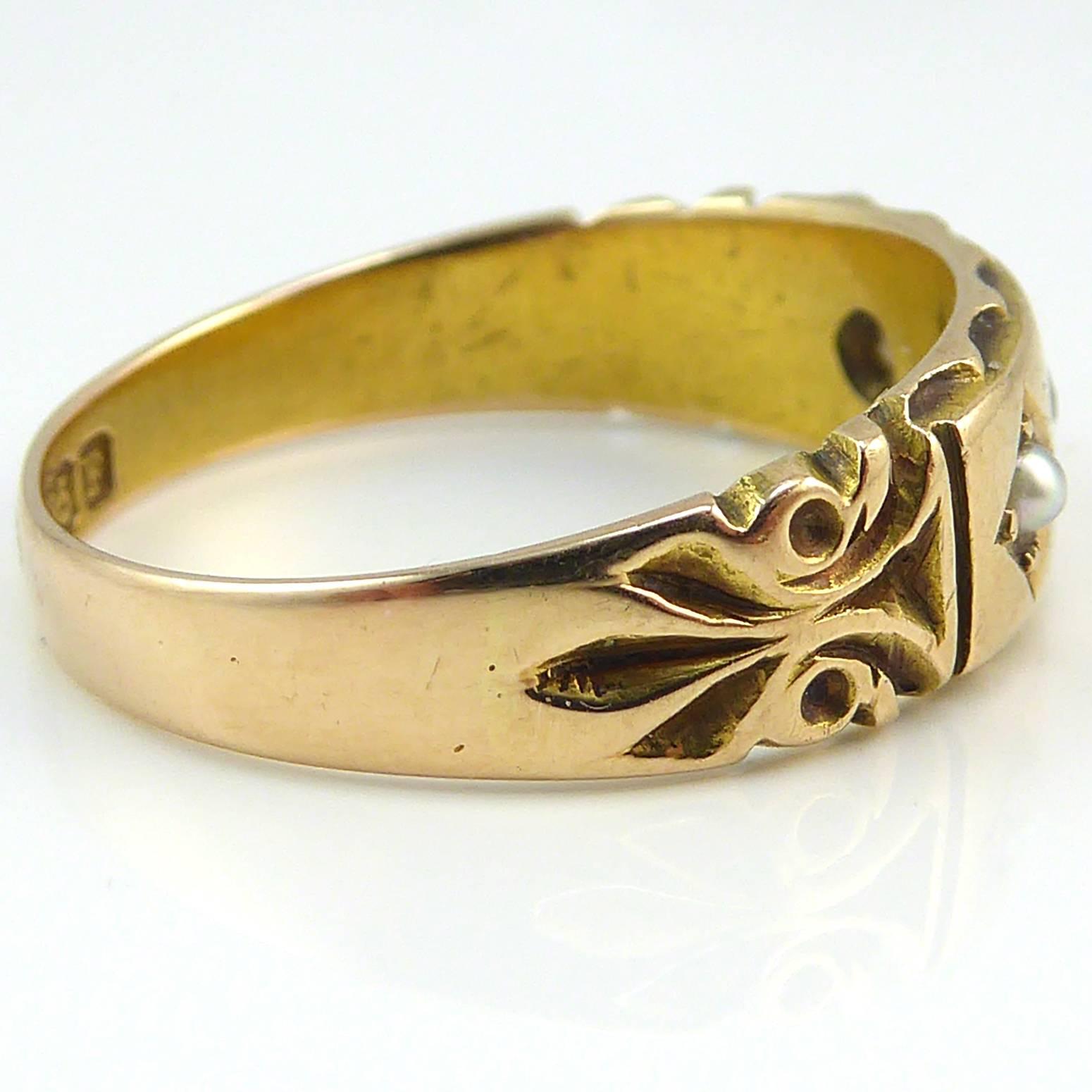 Victorian Diamond and Pearl Ring, Hallmarked Chester, 1889, 15 Carat Gold In Excellent Condition In Yorkshire, West Yorkshire