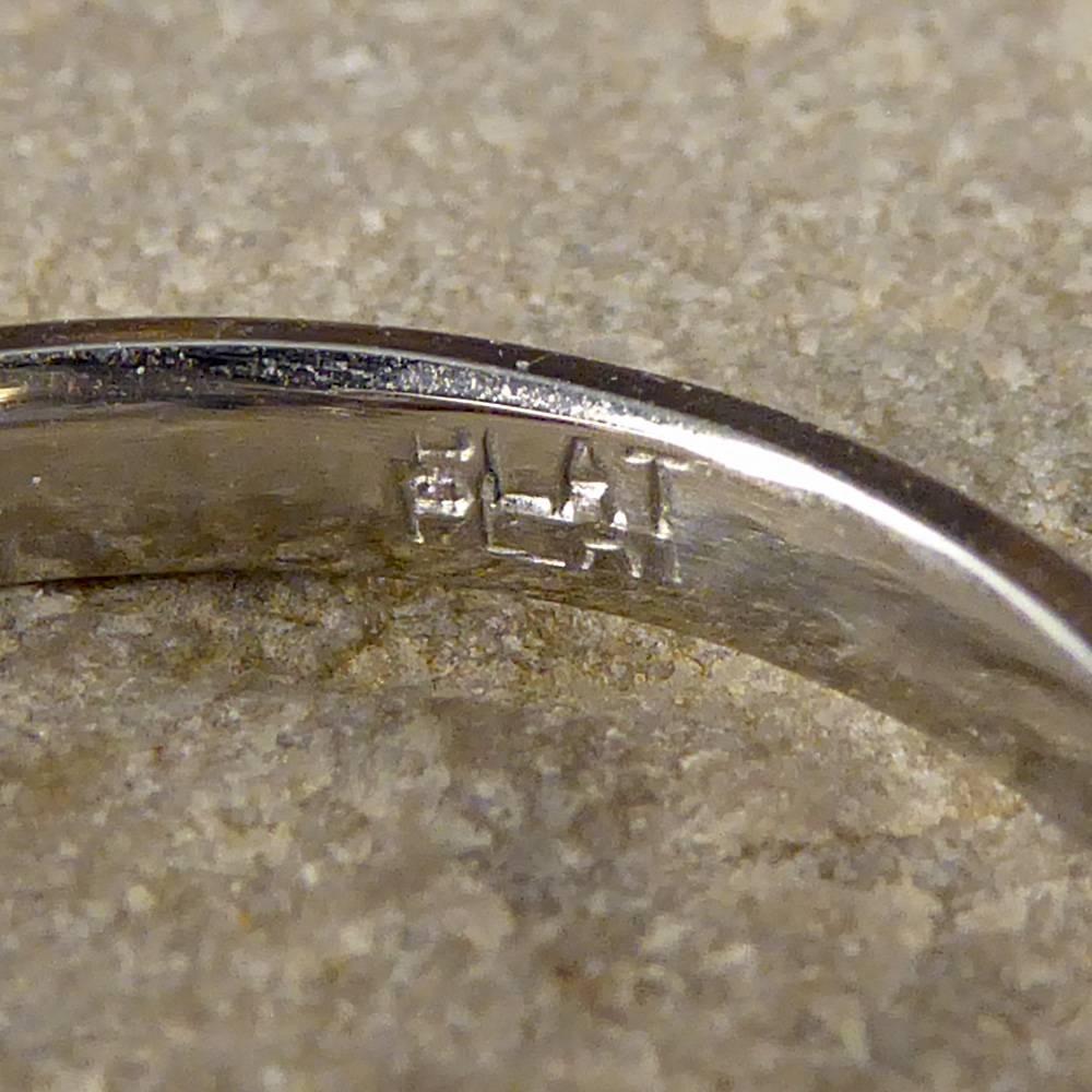 Art Deco Solitaire 1.8 Carat Diamond Engagement Ring in Platinum In Good Condition In Yorkshire, West Yorkshire