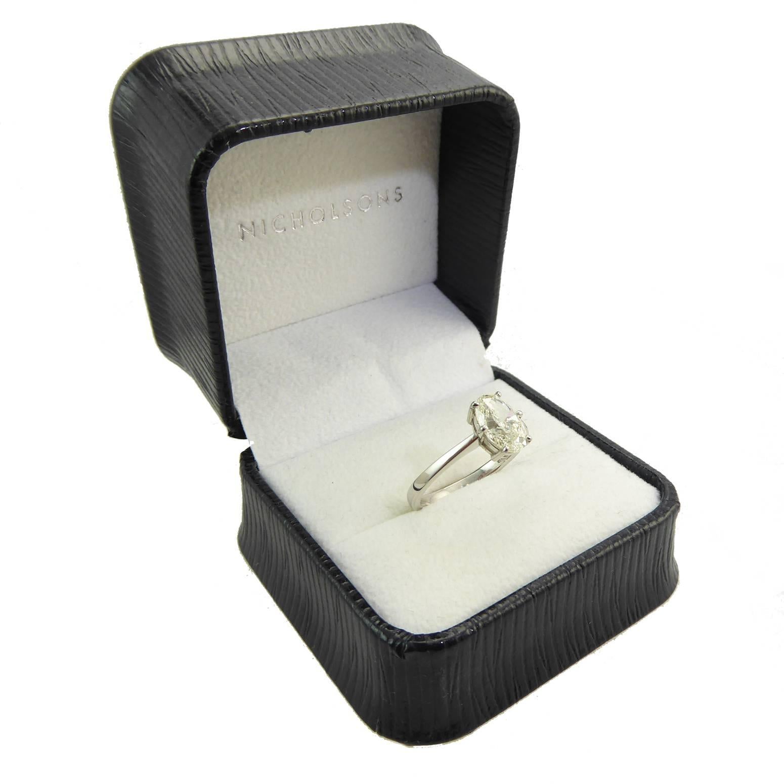 Contemporary Oval Diamond Engagement Ring, 1.51 Carat Brilliant Cut Solitaire, Platinum