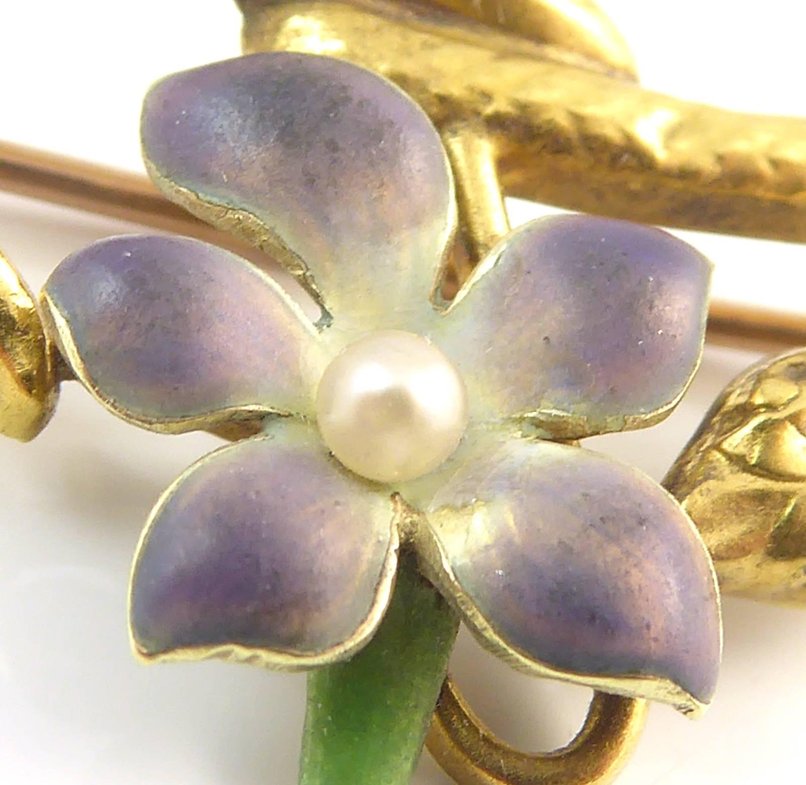 Antique Victorian Serpent and Pansy Brooch, 15 Carat Gold and Pearl 1