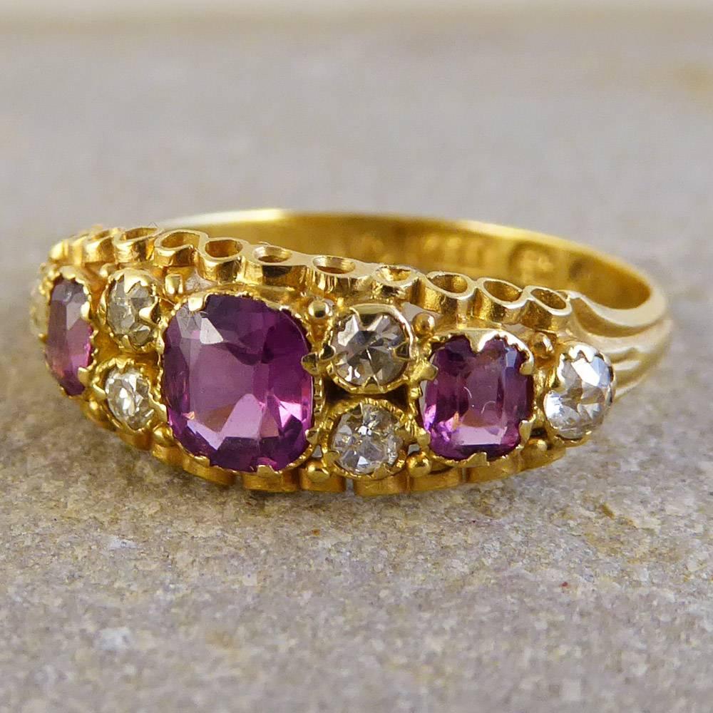 Women's or Men's Victorian Almandine Garnet and Diamond 15 Carat Gold Ring