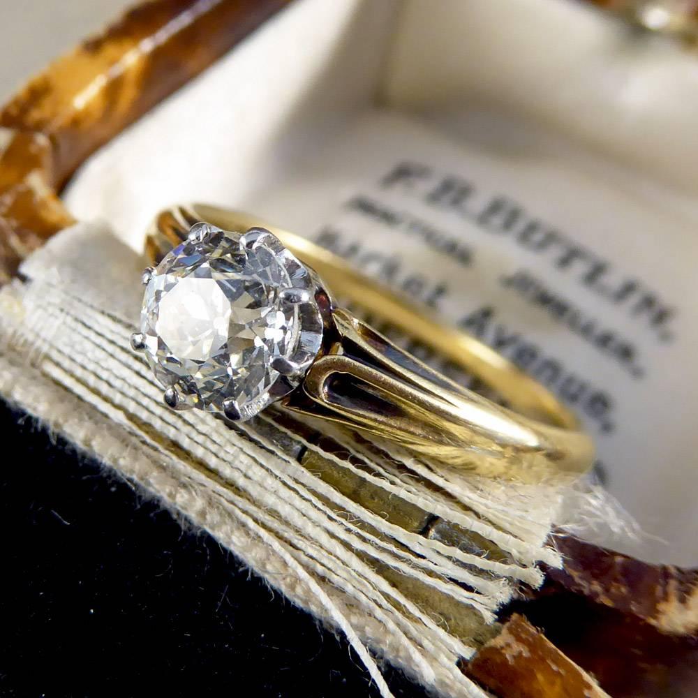 Late Victorian Diamond Solitaire Engagement Ring Set in 18 Carat Gold 4