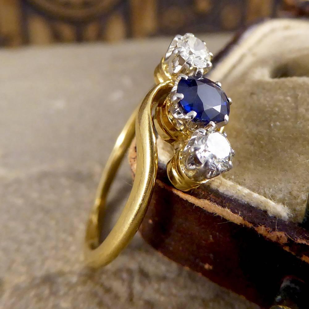 Antique Edwardian Sapphire and Diamond Three-Stone Twist in 18 Carat Gold 4