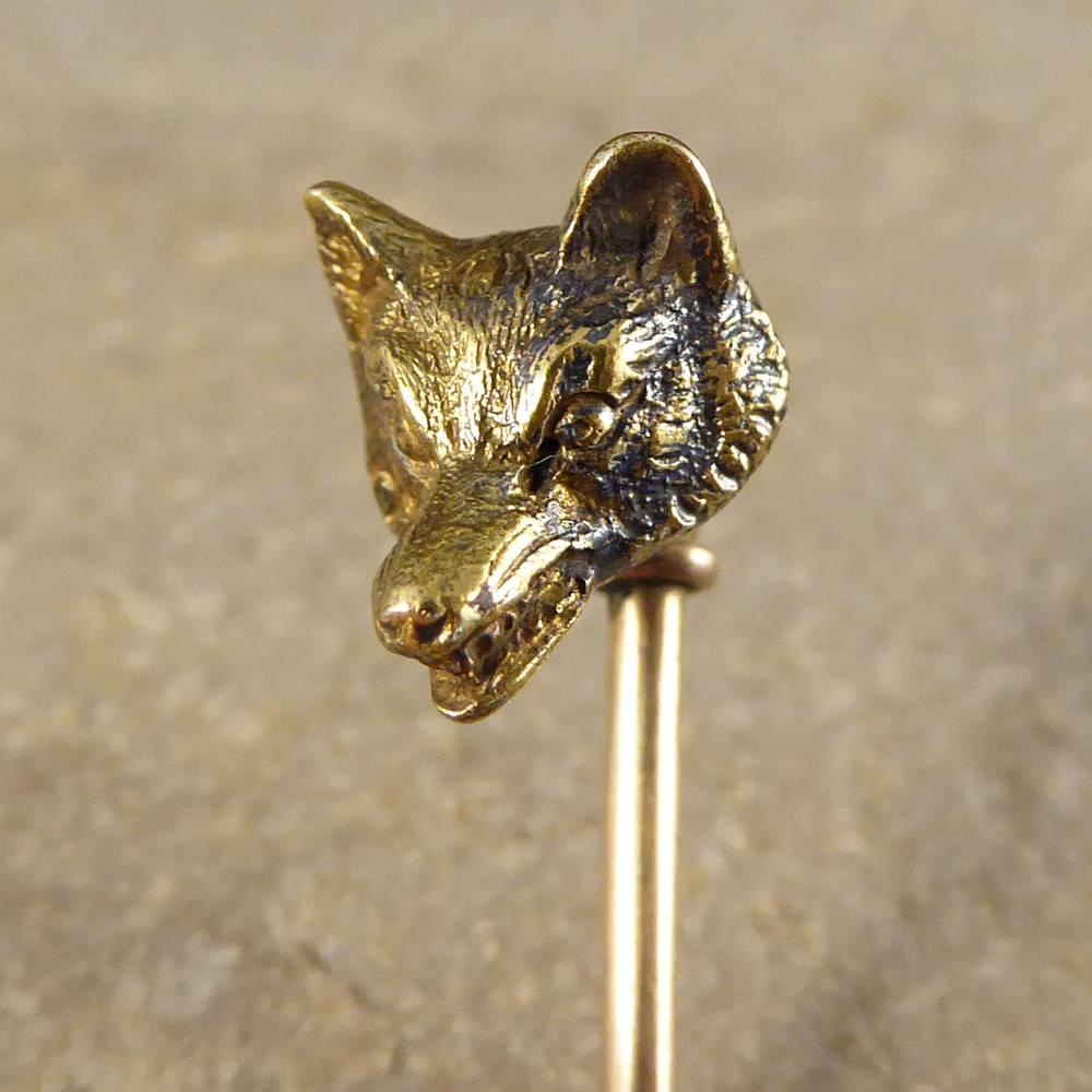 Edwardian Antique Fox Head Yellow Gold Pin In Good Condition In Yorkshire, West Yorkshire