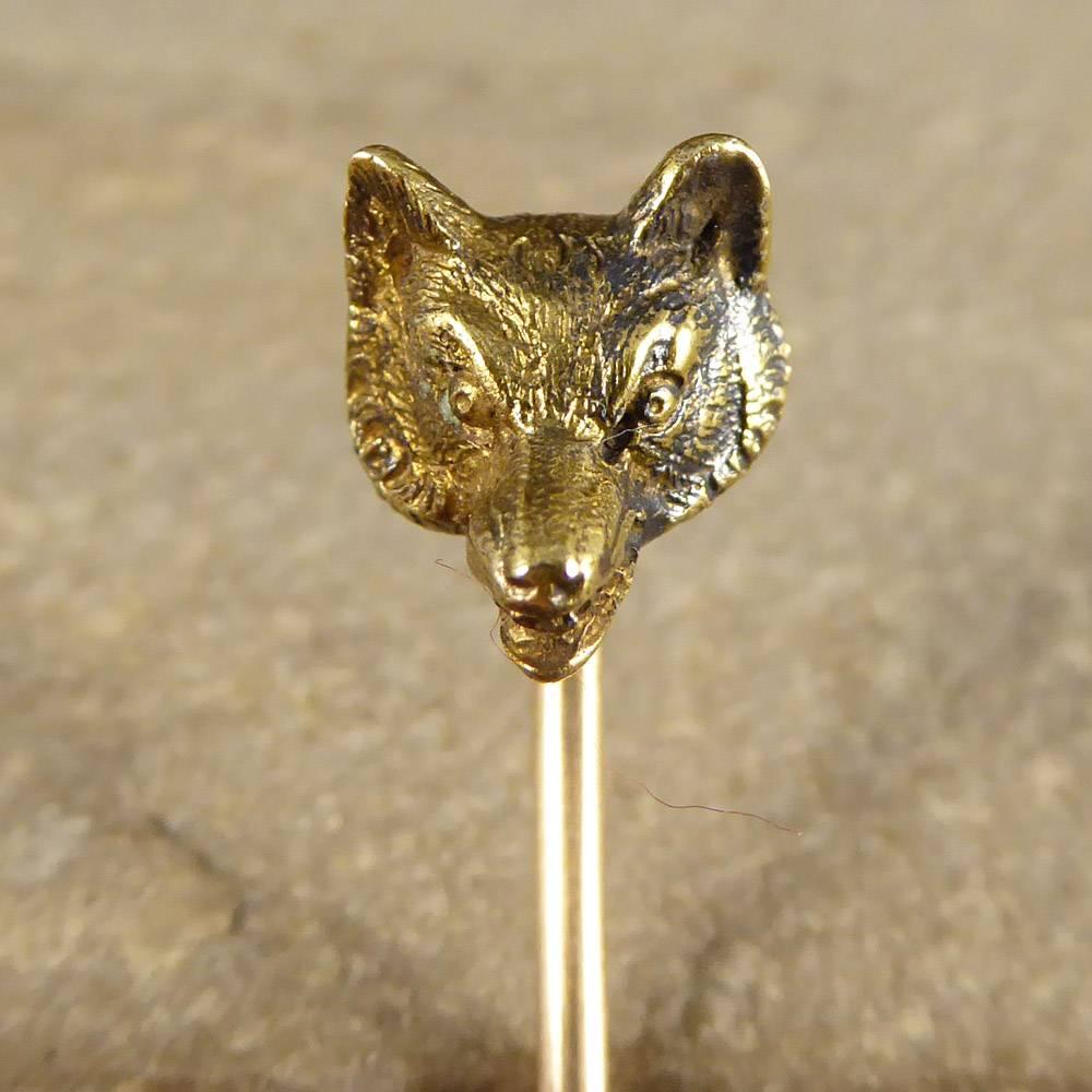 Women's or Men's Edwardian Antique Fox Head Yellow Gold Pin