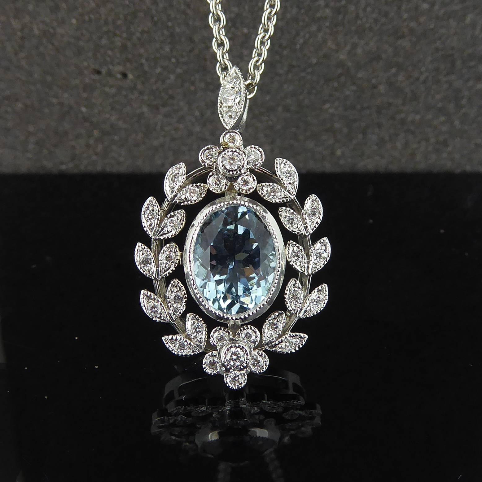 Antique Belle Époque Style 1.70 Carat Aquamarine and Diamond Pendant in 18 Carat 3