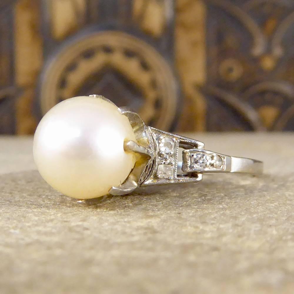 Art Deco Diamond and Pearl 18 Carat White Gold Ring 1