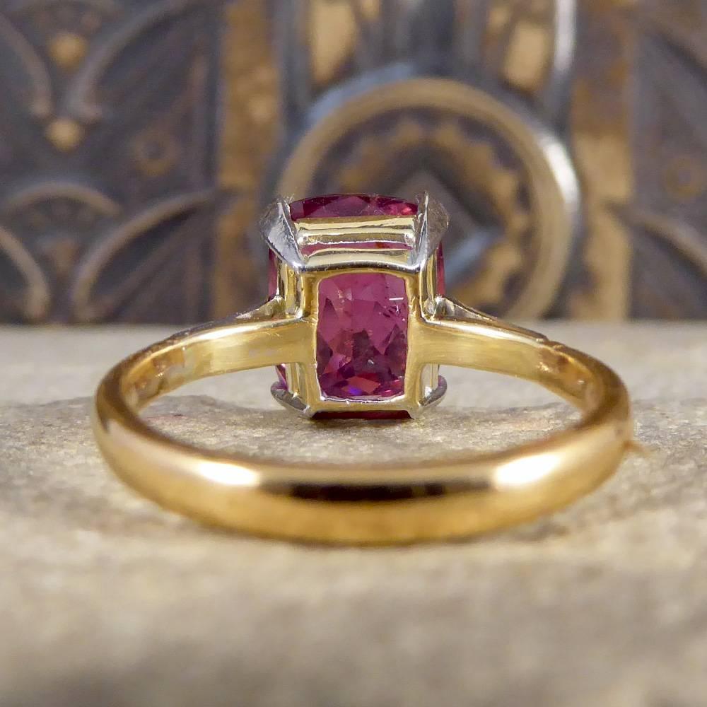 Pink Tourmaline 22 Carat Gold Ring, circa 1930s In Good Condition In Yorkshire, West Yorkshire