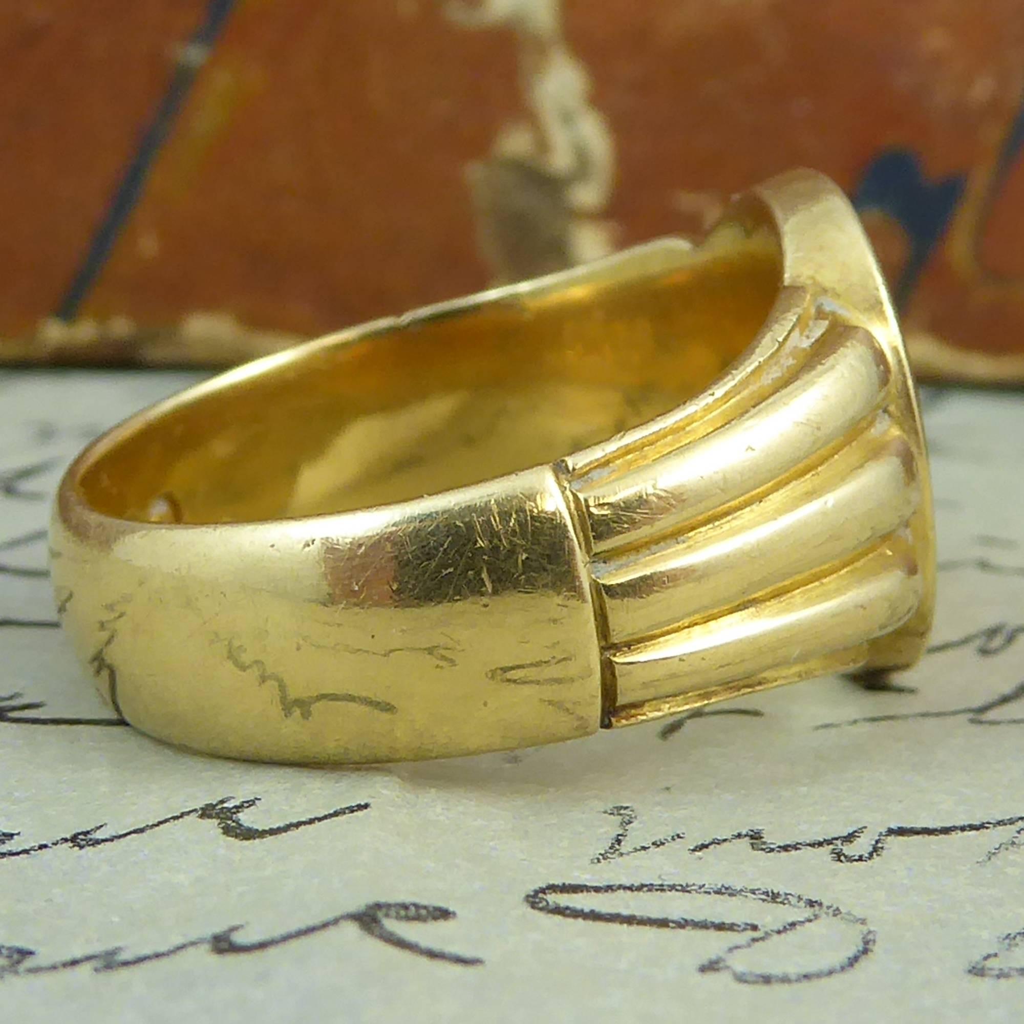 Edwardian Antique Gold Gents Signet Ring, Hallmarked London 1911, 18 Carat Gold 3