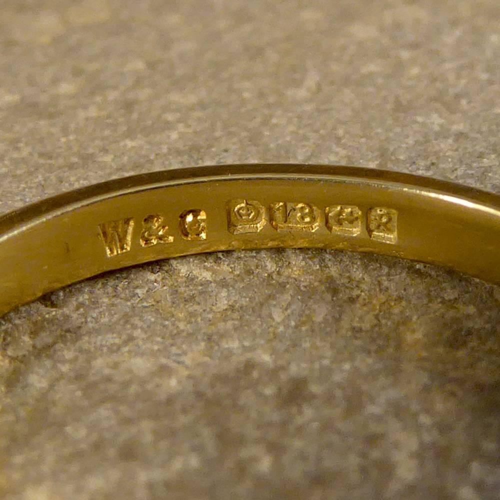 Vintage 1.4 Carat Diamond Solitaire Engagement Ring in 18 Carat Gold In Good Condition In Yorkshire, West Yorkshire