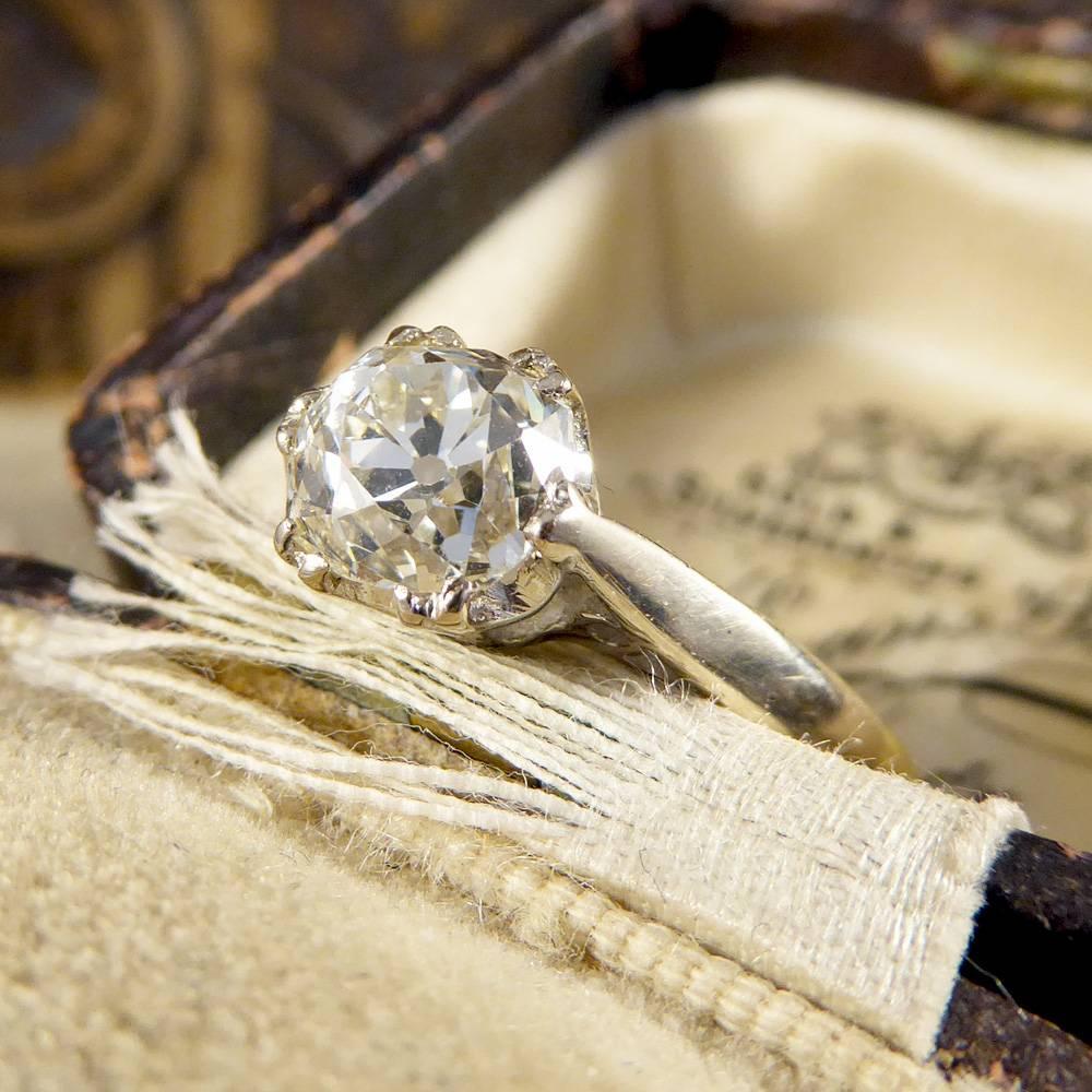 Vintage 1.4 Carat Diamond Solitaire Engagement Ring in 18 Carat Gold 3