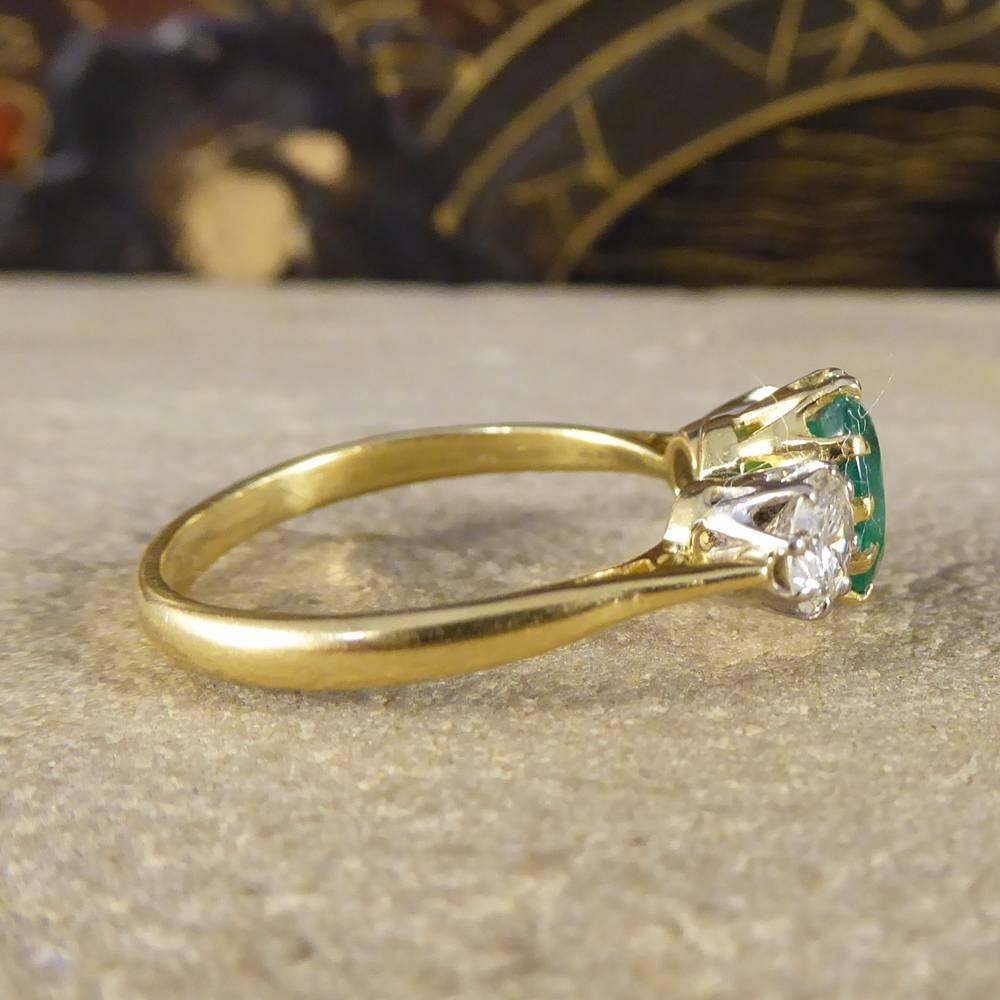 Art Deco 1930s Emerald and Diamond Engagement Ring in 18 Carat Yellow Gold